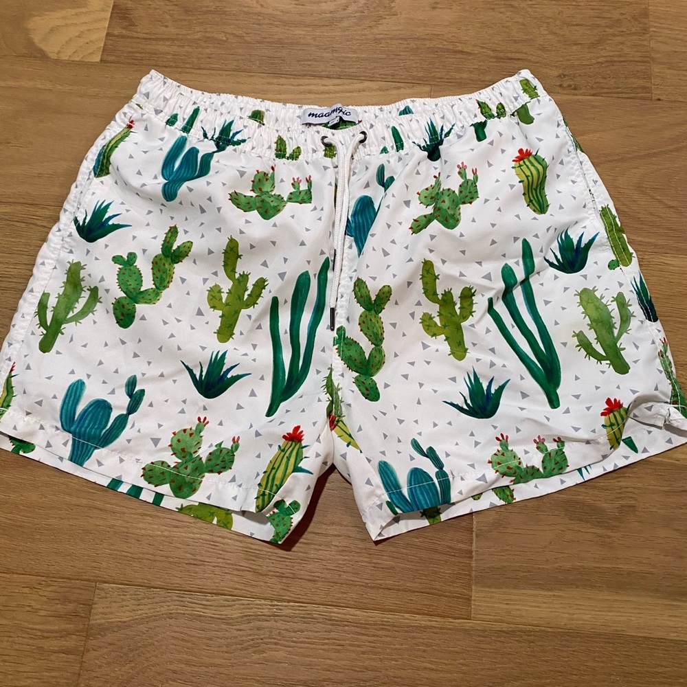 Maagic Men’s Swimsuit XL - Cactus/Desert Pattern